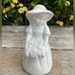 Vintage Coty white ceramic girl figurine air freshener